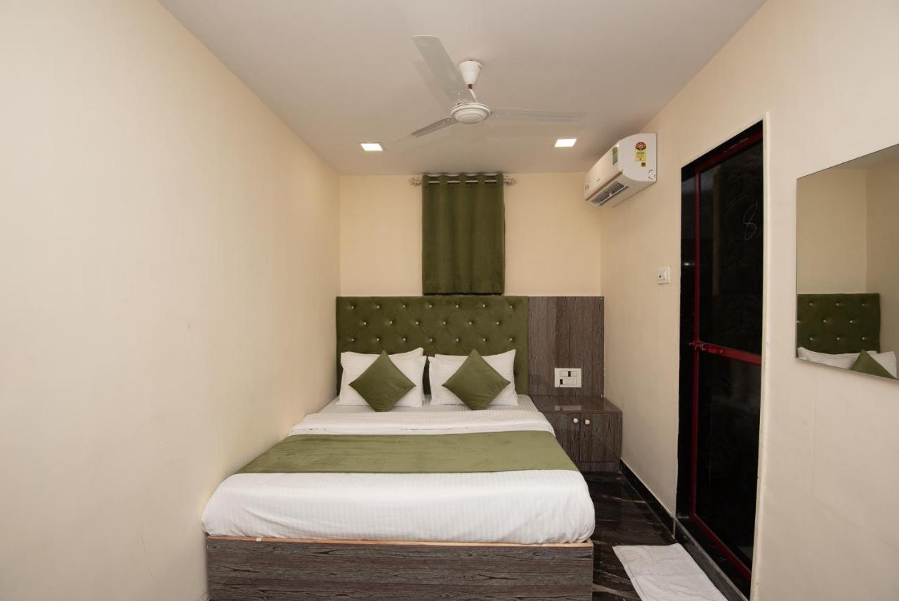 Hotel Priceless Suite Bombay Exhibition Centre Goregaon West Bombay Exterior foto