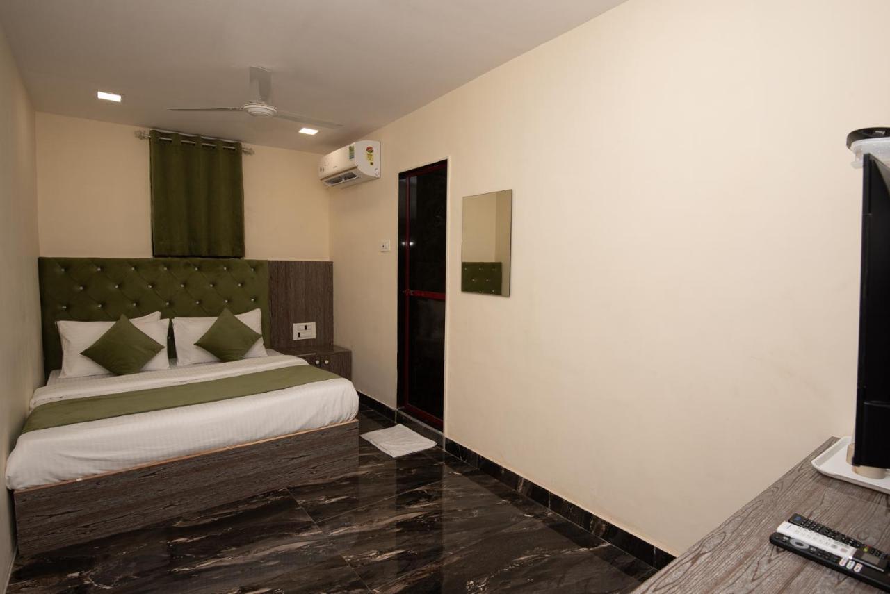 Hotel Priceless Suite Bombay Exhibition Centre Goregaon West Bombay Exterior foto